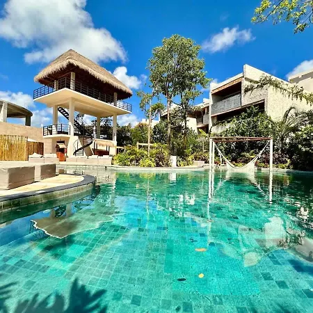 Relaxing Lakeside Retreat Pool, Hot Tub Y Patio