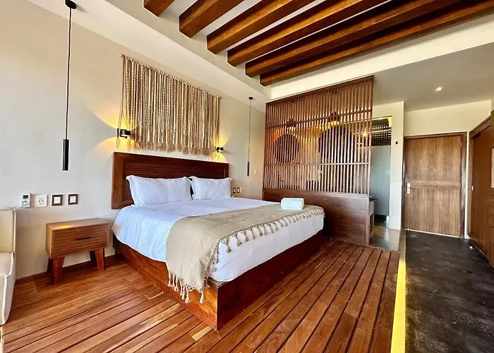 Gasthof Relaxing Lakeside Retreat Pool, Hot Tub Y Patio *