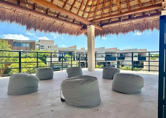 Relaxing Lakeside Retreat Pool, Hot Tub Y Patio Gasthof